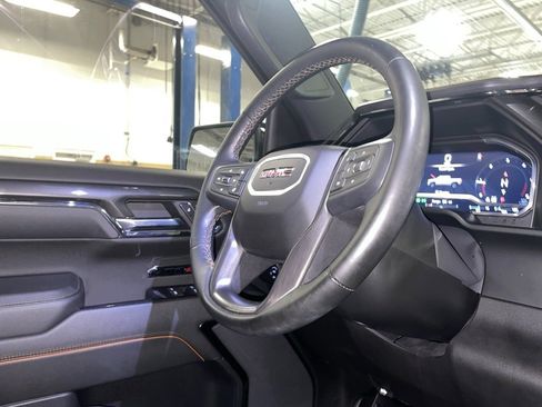 Used 2024 GMC Sierra 1500 AT4 w/ Technology Package image 30