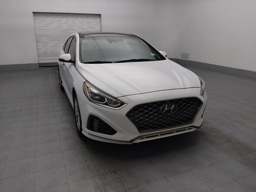 Used 2019 Hyundai Sonata Limited w/ Ultimate Package 04 FWD image 14
