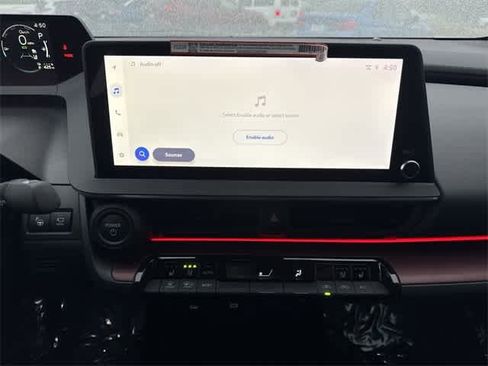 Used 2025 Toyota Prius Plug-In Hybrid image 20