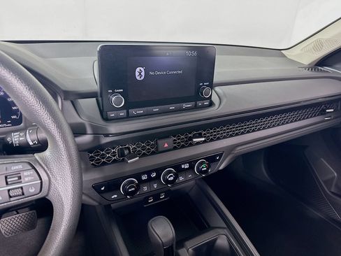 Certified 2023 Honda Accord EX image 15