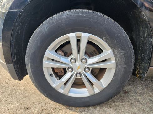 Used 2013 Chevrolet Equinox LS AWD/4WD image 27
