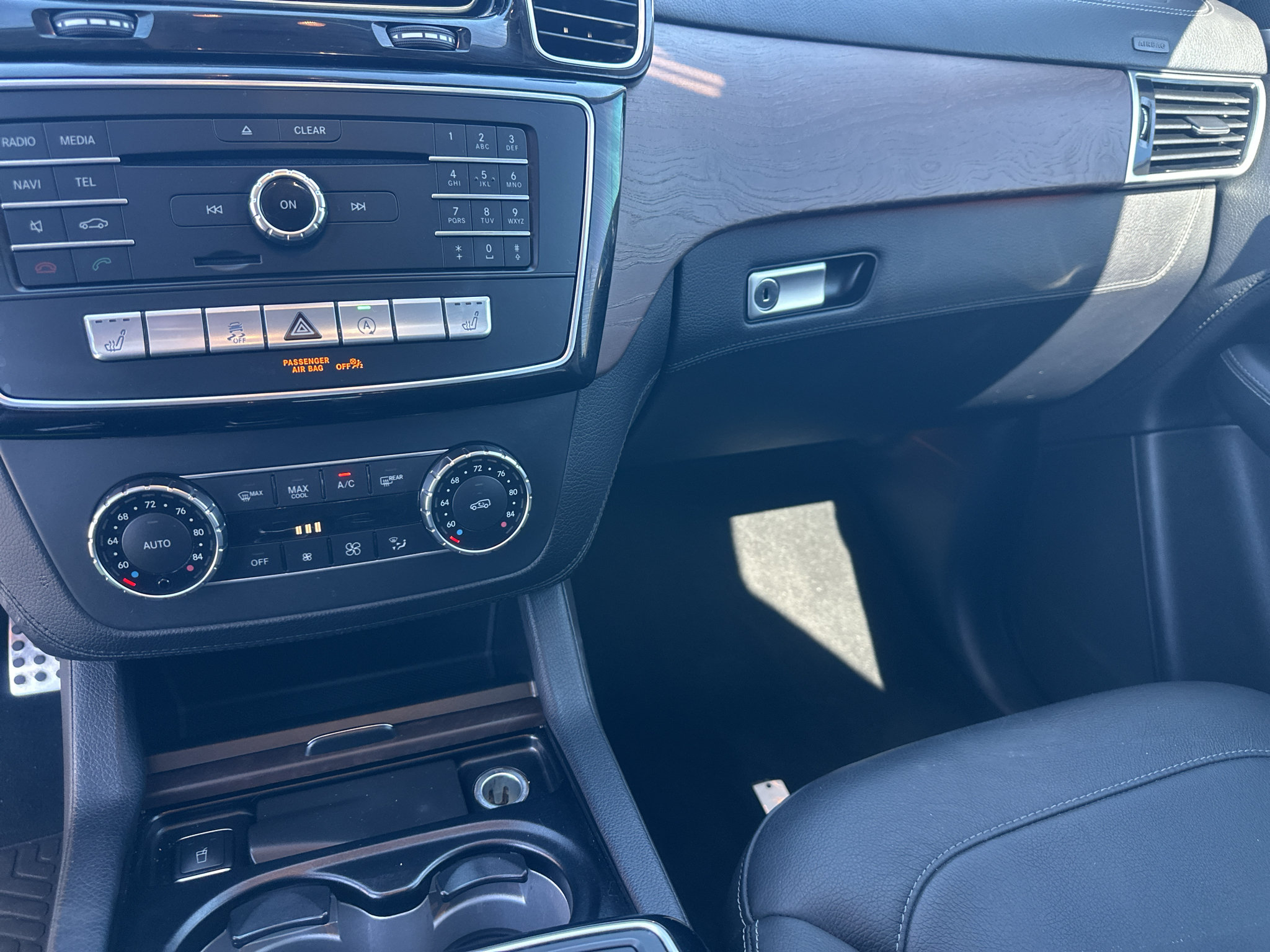 Used 2016 Mercedes-Benz GLE 400 4MATIC image 9