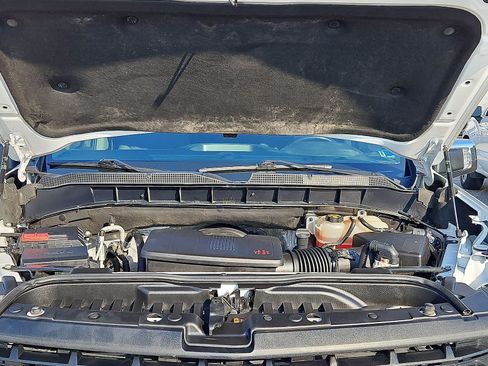 Certified 2019 Chevrolet Silverado 1500 LT w/ Convenience Package AWD/4WD image 34