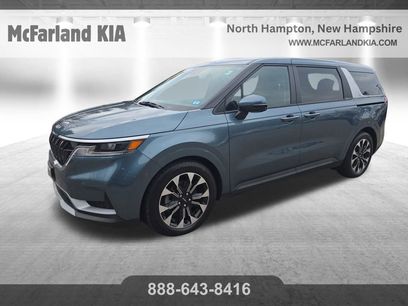 Used 2023 Kia Carnival EX