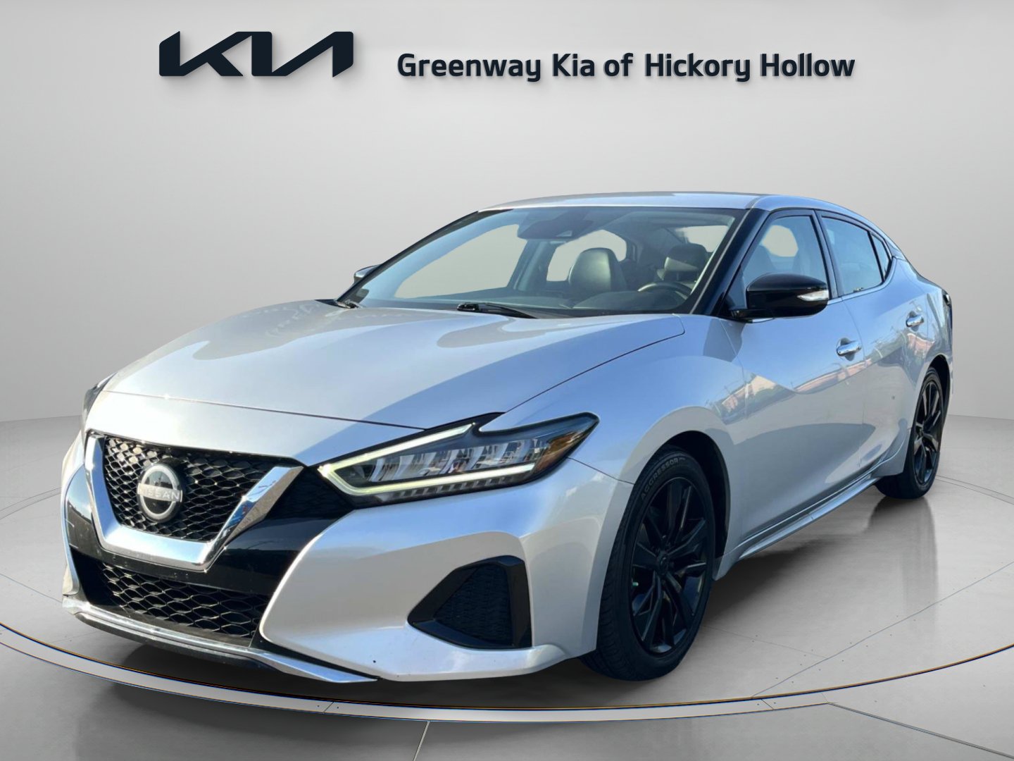 Used 2023 Nissan Maxima SV w/ Floor Mat Group FWD image 3