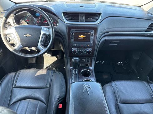 Used 2017 Chevrolet Traverse Premier AWD/4WD image 7