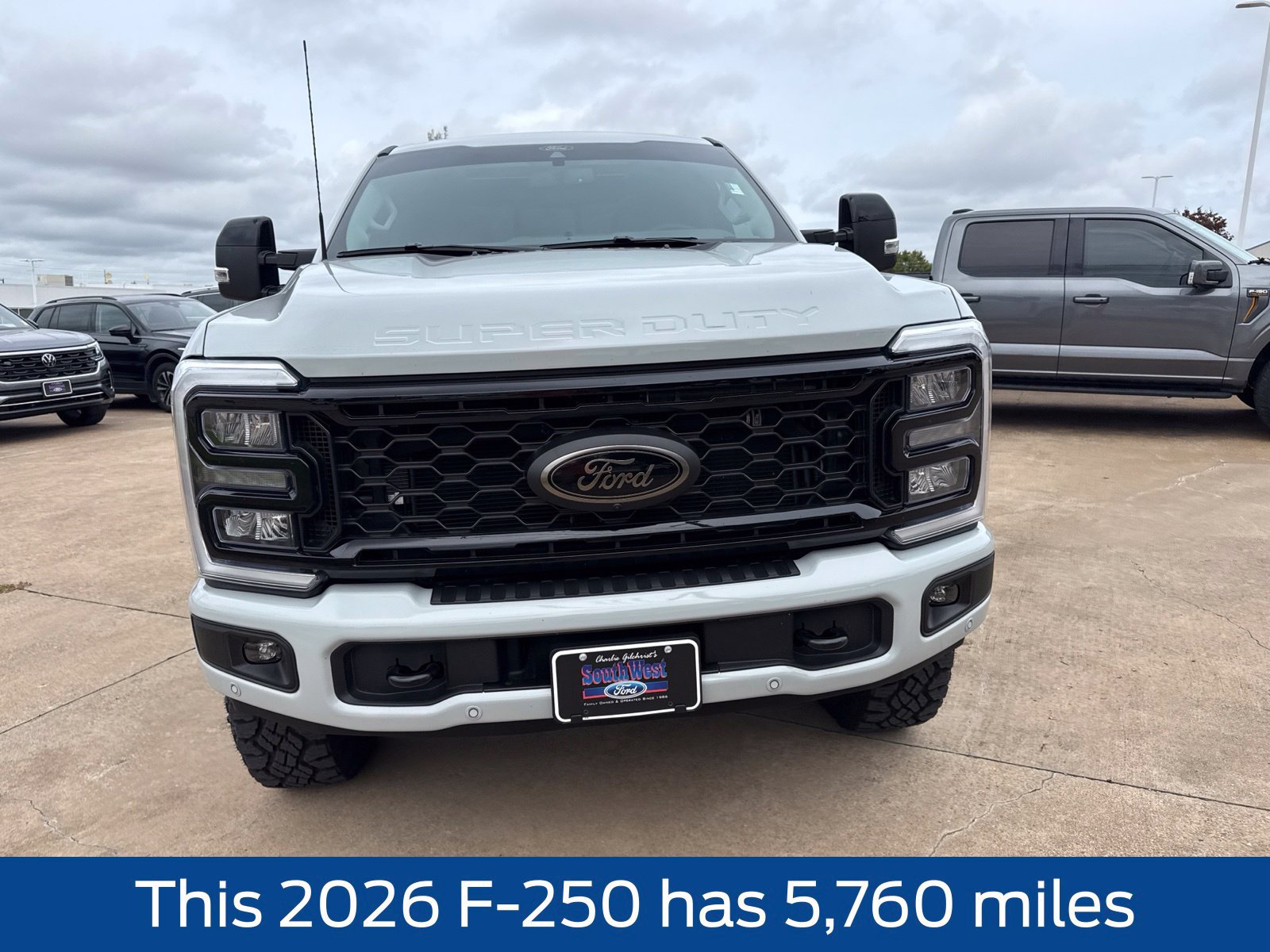 Used 2026 Ford F250 Lariat w/ Tremor Off-Road Package AWD/4WD image 2