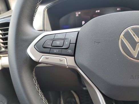 Certified 2025 Volkswagen Taos S FWD image 20