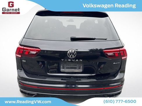 Used 2023 Volkswagen Tiguan SE R-Line AWD/4WD image 4
