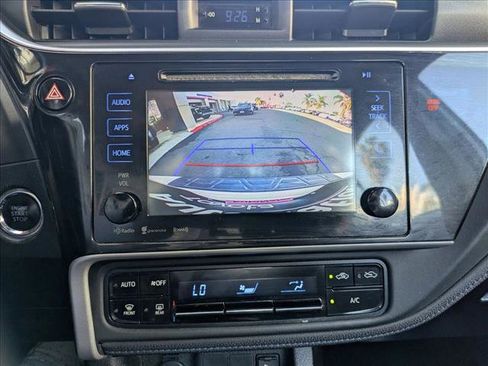 Used 2018 Toyota Corolla SE image 13