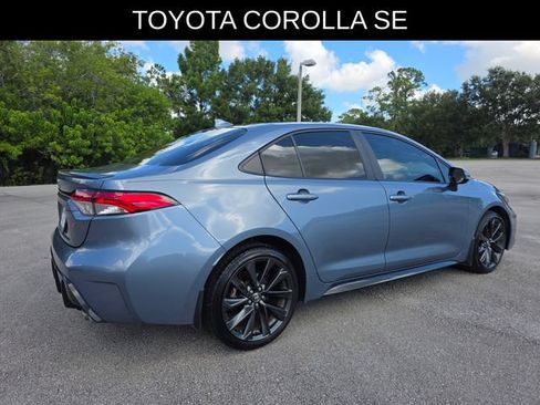 Used 2024 Toyota Corolla SE FWD image 3