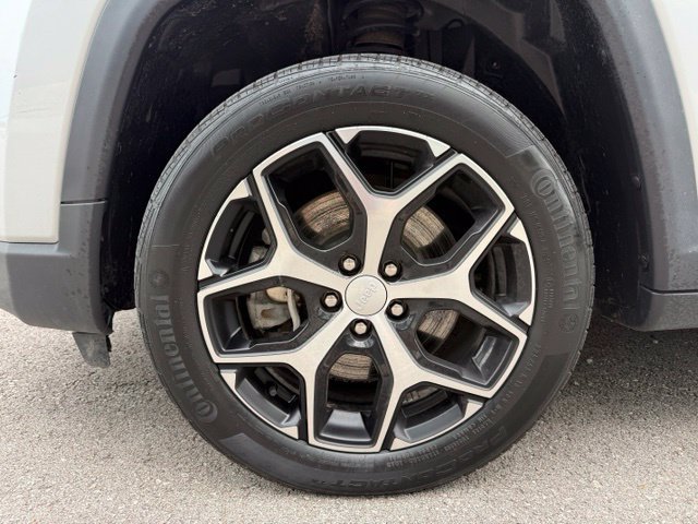 Used 2024 Jeep Compass Limited AWD/4WD image 10