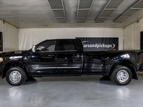 Used 2024 RAM 3500 Limited AWD/4WD image 11