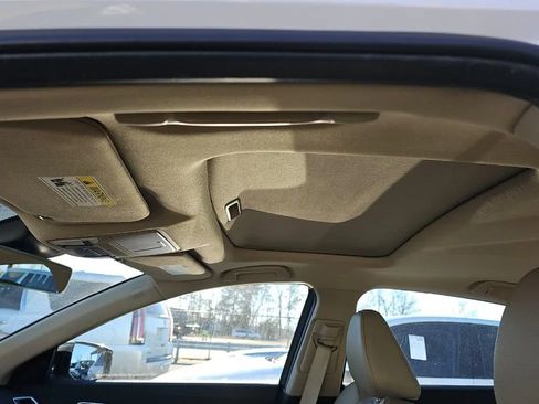 Used 2018 Acura TLX 3.5 Sedan 4D image 11