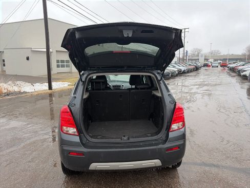 Used 2016 Chevrolet Trax LT w/ LT Convenience Package image 15