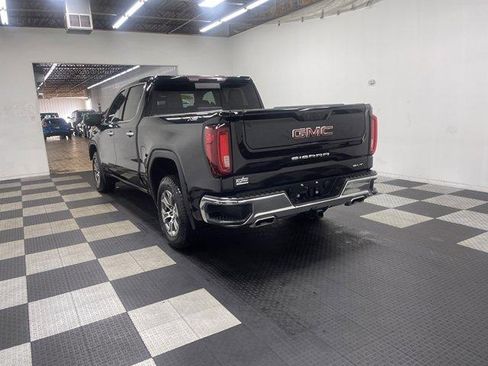 Used 2021 GMC Sierra 1500 SLT w/ SLT Convenience Package AWD/4WD image 2