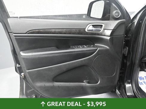 Used 2012 Jeep Grand Cherokee Laredo AWD/4WD image 26