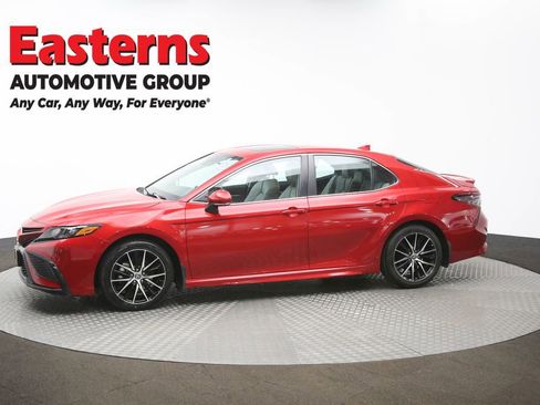 Used 2023 Toyota Camry SE w/ Cold Weather Package image 60