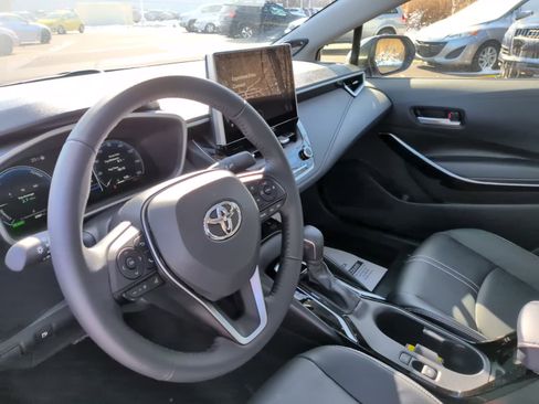 Certified 2026 Toyota Corolla XLE image 30