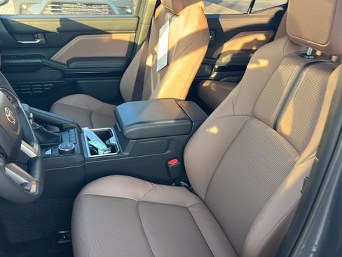New 2026 Toyota 4Runner Limited RWD image 29