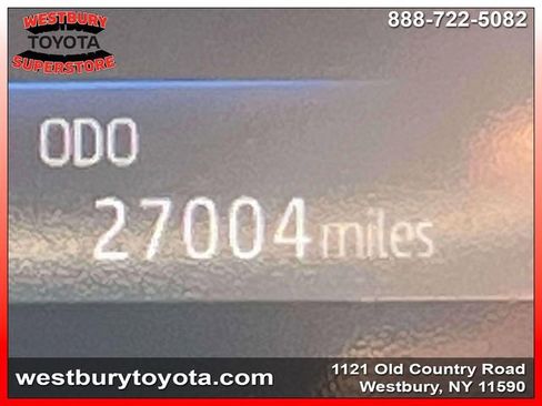 Used 2023 Toyota Highlander XLE AWD/4WD image 29