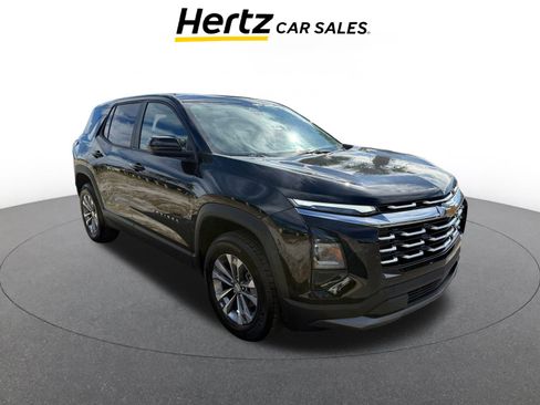 Used 2025 Chevrolet Equinox LT image 1