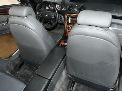 Used 2003 Mercedes-Benz SL 55 AMG image 16