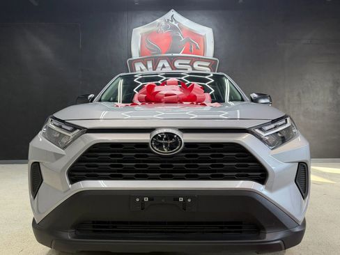 Used 2025 Toyota RAV4 LE image 7