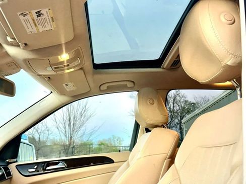 Used 2018 Mercedes-Benz GLE 350 image 37