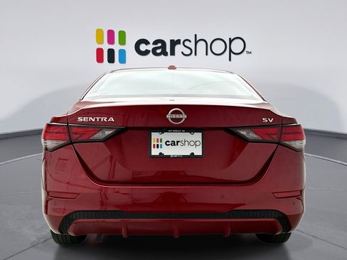 Used 2024 Nissan Sentra SV image 4