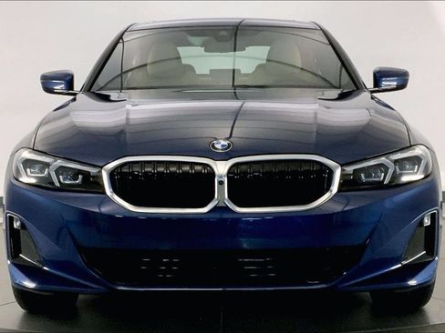 Used 2023 BMW 330i xDrive Sedan w/ Premium Package AWD/4WD image 2