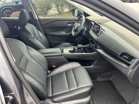 Certified 2023 Nissan Rogue SV w/ SV Premium B Package image 20