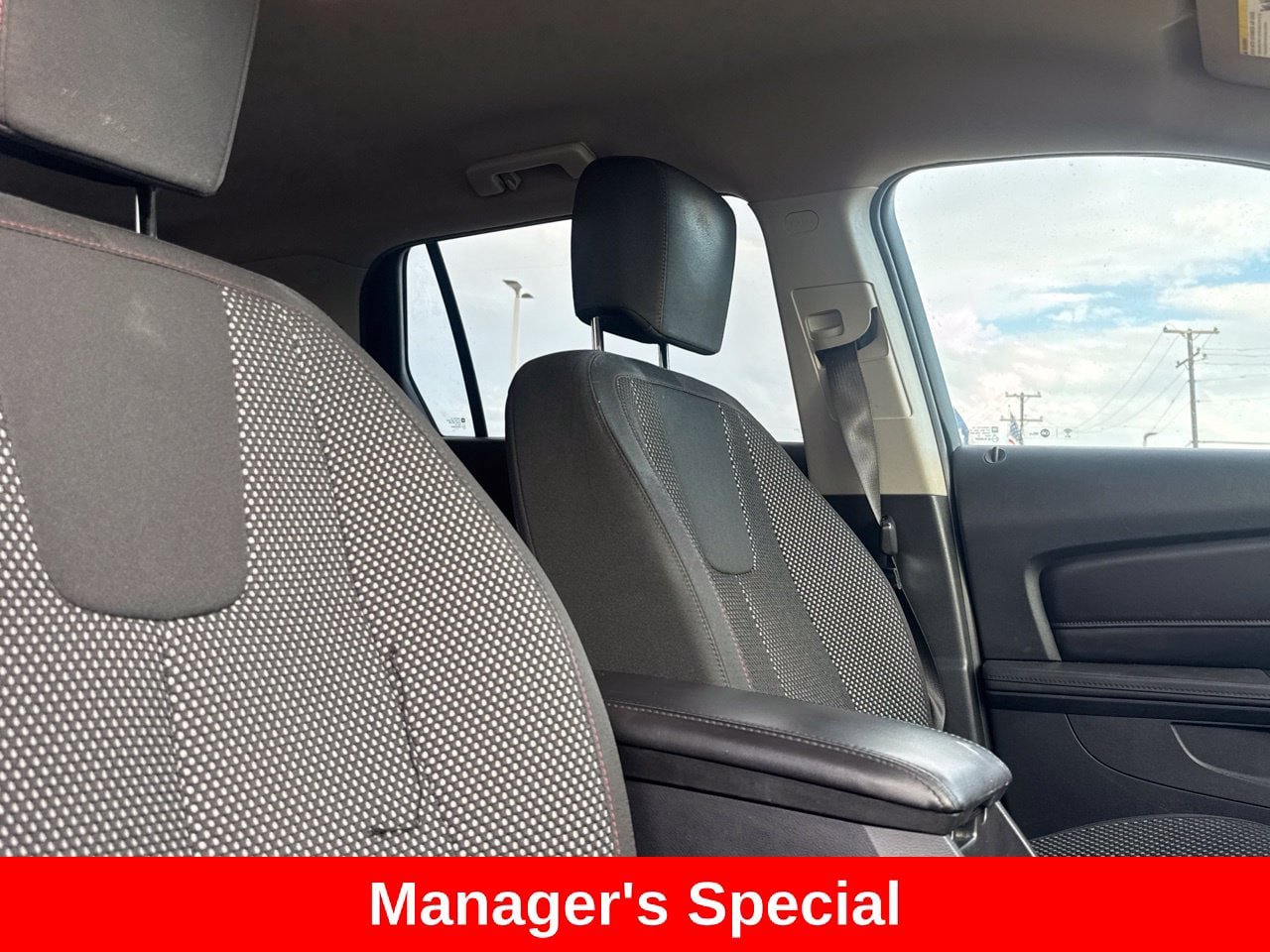 Used 2017 GMC Terrain SLE FWD image 30