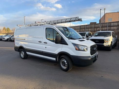 Used 2018 Ford Transit 250 130 Low Roof image 9