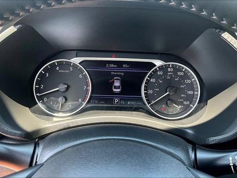 Used 2025 Nissan Sentra SV w/ All-Weather Package FWD image 12