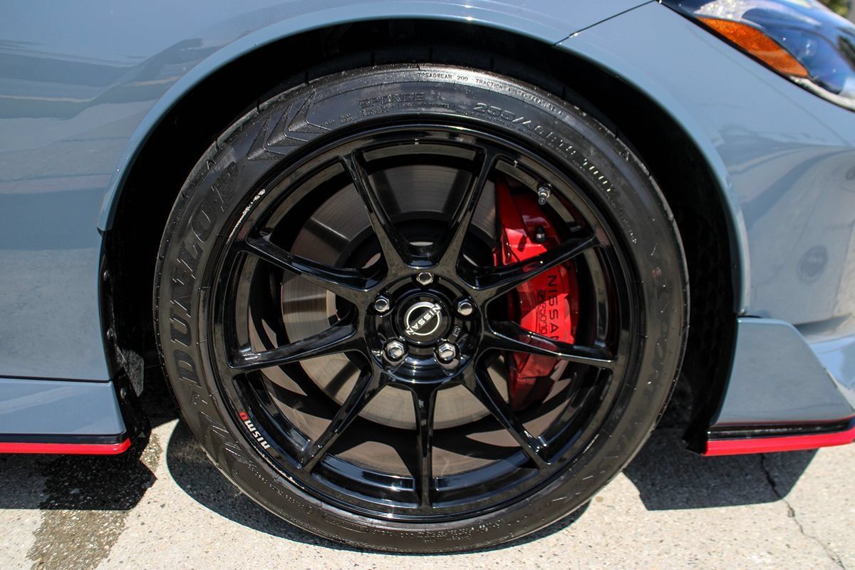 Used 2024 Nissan Z NISMO w/ Floor Mat Package RWD image 32