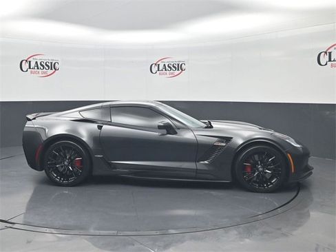 Used 2019 Chevrolet Corvette Z06 image 6