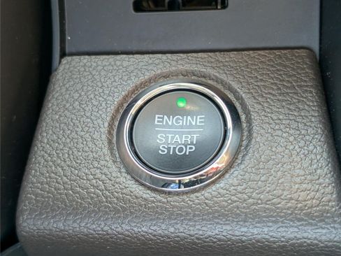 Used 2021 Ford Expedition Limited AWD/4WD image 28