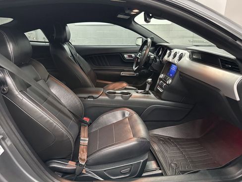 Used 2022 Ford Mustang GT Premium RWD image 22