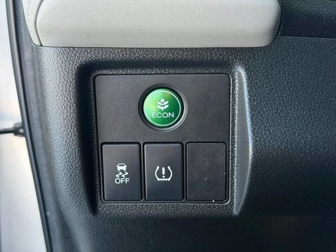 Used 2016 Honda HR-V EX-L image 15