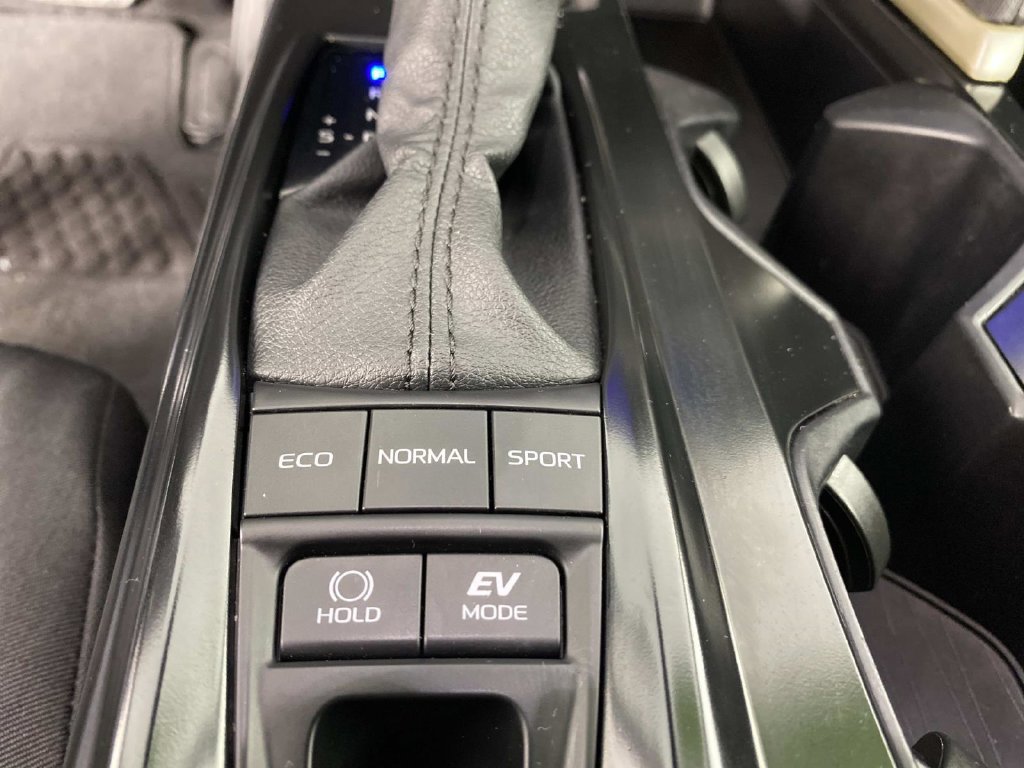 Used 2026 Toyota Camry LE w/ Convenience Package FWD image 21