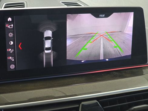 Used 2019 BMW 530i w/ Convenience Package image 24