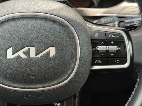 Used 2022 Kia Sorento S w/ Panoramic Sunroof Package AWD/4WD image 21