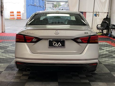 Used 2019 Nissan Altima 2.5 SR FWD image 5