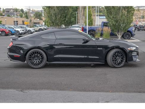 Used 2019 Ford Mustang GT Premium w/ GT Performance Package RWD image 2