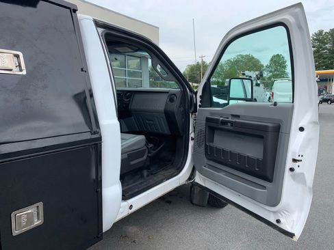 Used 2012 Ford F450 XL w/ PWR Equipment Group image 16