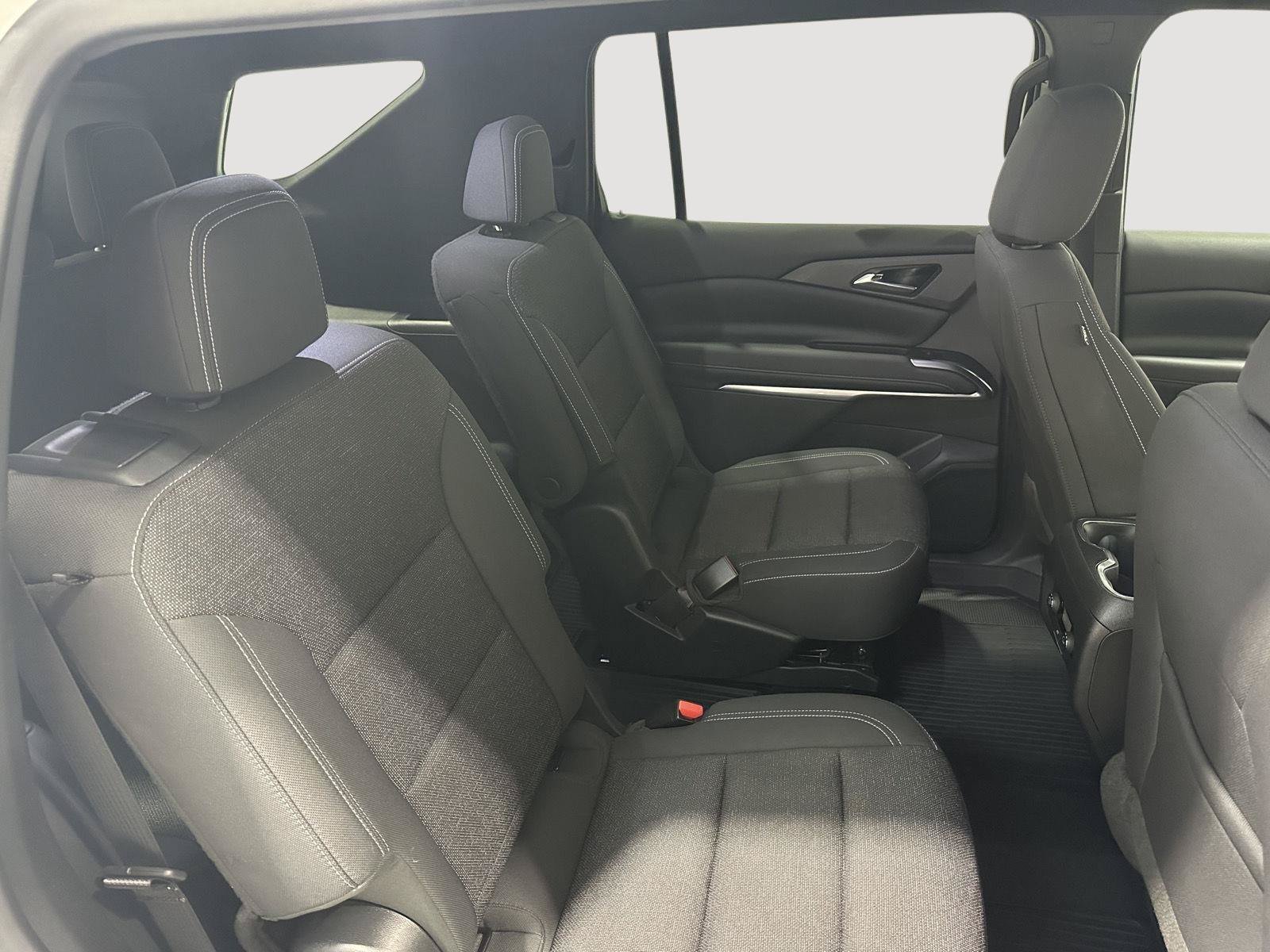 Used 2024 Chevrolet Traverse LT w/ LPO, Floor Liner Package AWD/4WD image 25