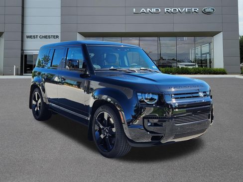 Certified 2026 Land Rover Defender 110 X-Dynamic SE AWD/4WD image 2