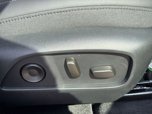 New 2026 GMC Terrain Elevation w/ Elevation Premium Package AWD/4WD image 40