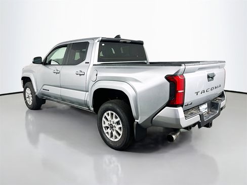 New 2025 Toyota Tacoma SR5 image 5